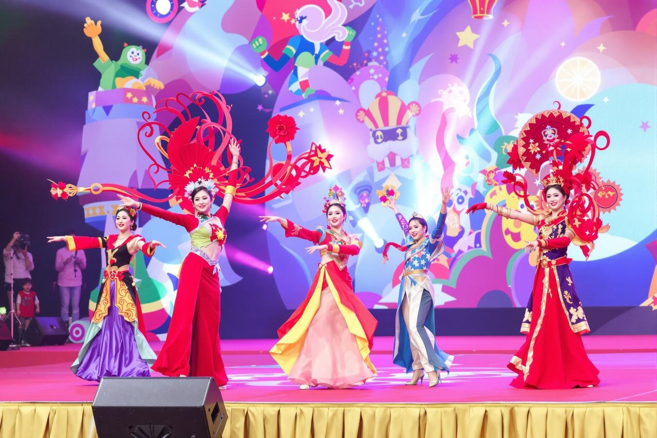 做爱视频年度粉丝嘉年华